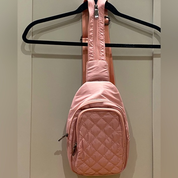 NWT Pretty Pink Quilted Convertible Bag - Picture 1 of 6